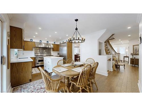 25 Cluster Oak Place, Brampton, ON - Indoor Photo Showing Dining Room