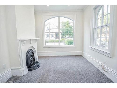 1441 Ontario Street, Burlington, ON - Indoor Photo Showing Laundry Room