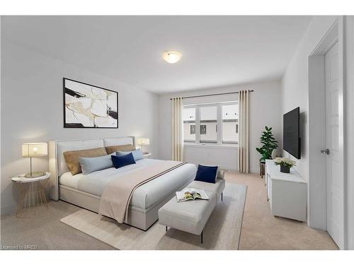 172 Eastbridge Avenue, Welland, ON - Indoor Photo Showing Bedroom