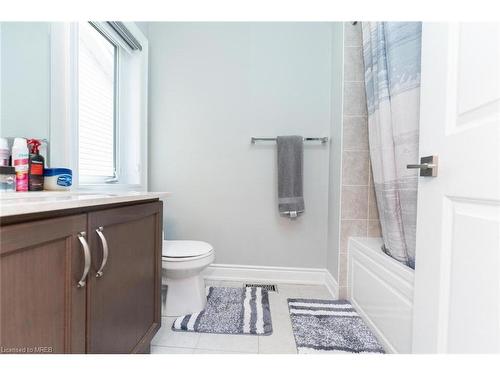 124 Drexler Avenue, Wellington, ON - Indoor Photo Showing Bathroom