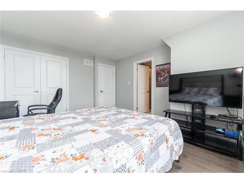 124 Drexler Avenue, Wellington, ON - Indoor Photo Showing Bedroom