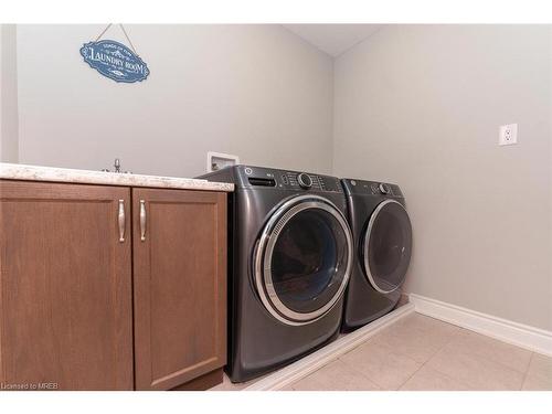 124 Drexler Avenue, Wellington, ON - Indoor Photo Showing Laundry Room