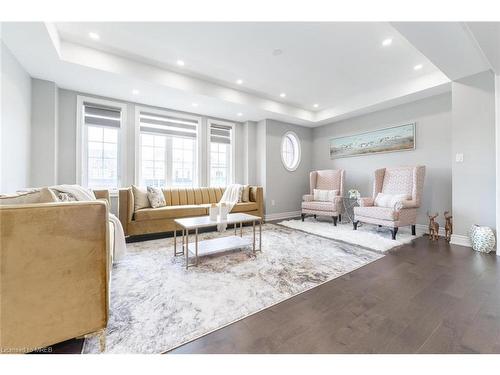 124 Drexler Avenue, Wellington, ON - Indoor Photo Showing Living Room