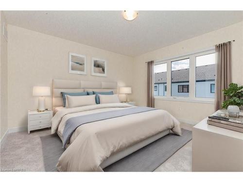 166 Eastbridge Avenue, Welland, ON - Indoor Photo Showing Bedroom