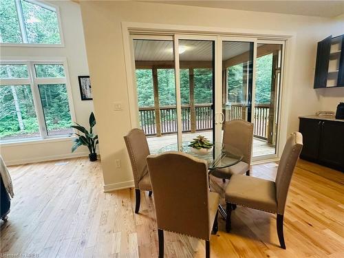 51-1049 Greensview Drive, Huntsville, ON - Indoor Photo Showing Dining Room