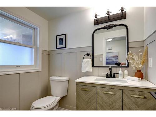 187 Ironstone Drive, Cambridge, ON - Indoor Photo Showing Bathroom