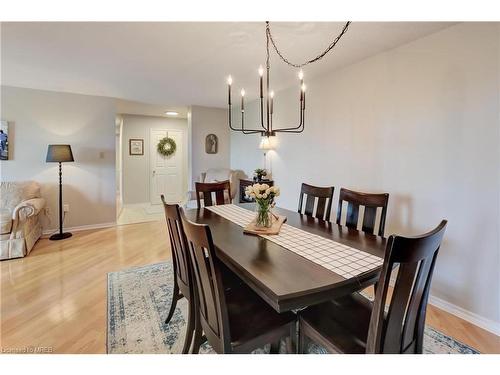 605-10 Malta Avenue, Brampton, ON - Indoor Photo Showing Dining Room