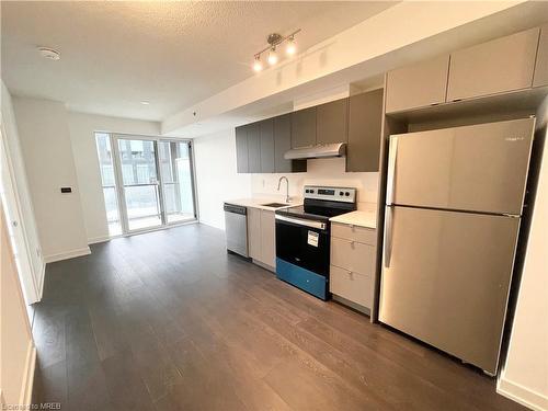 B501-3200 Dakota Common, Burlington, ON - Indoor Photo Showing Kitchen With Stainless Steel Kitchen