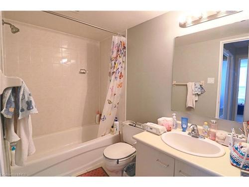 1509-115 Hillcrest Crescent, Mississauga, ON - Indoor Photo Showing Bathroom