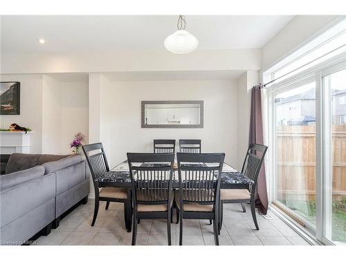 79 Stamford Street, Breslau, ON - Indoor Photo Showing Dining Room