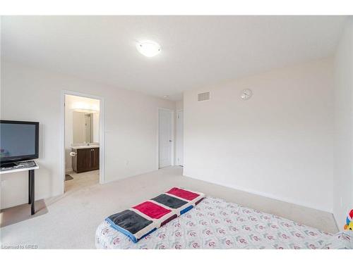 79 Stamford Street, Breslau, ON - Indoor Photo Showing Bedroom