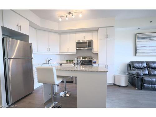 309-560 North Service Road, Grimsby, ON - Indoor Photo Showing Kitchen