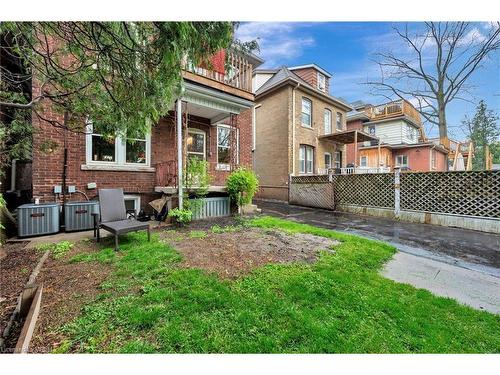 80 Spadina Avenue, Hamilton, ON - Outdoor