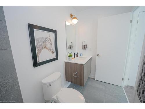 312-405 Dundas Street, Oakville, ON - Indoor Photo Showing Bathroom