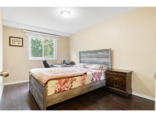 29 Dianne Drive, St. Catharines, ON - Indoor Photo Showing Bedroom