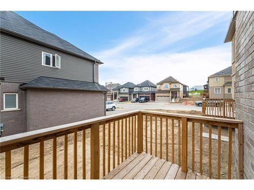 34 George Brier Drive W, Paris, ON - Indoor Photo Showing Other Room