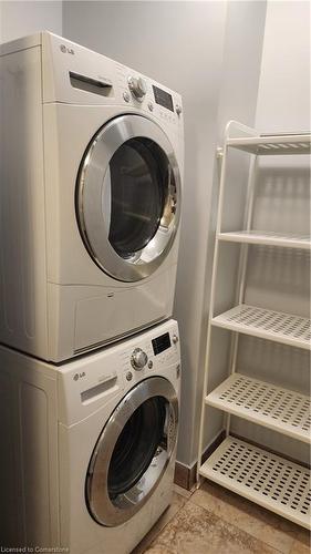 304-55 Yarmouth Street, Guelph, ON - Indoor Photo Showing Laundry Room