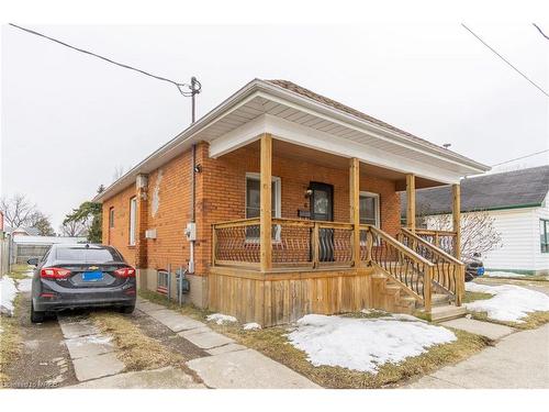 6 Gordon Street, Brantford, ON - Outdoor With Deck Patio Veranda