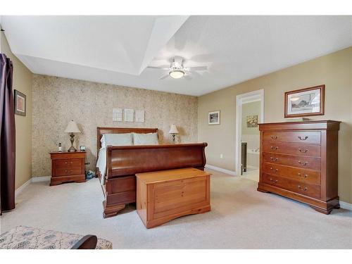 10 Buman Court, Barrie, ON - Indoor Photo Showing Bedroom