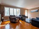 6361 Margaret Street, Niagara Falls, ON  - Indoor Photo Showing Living Room 