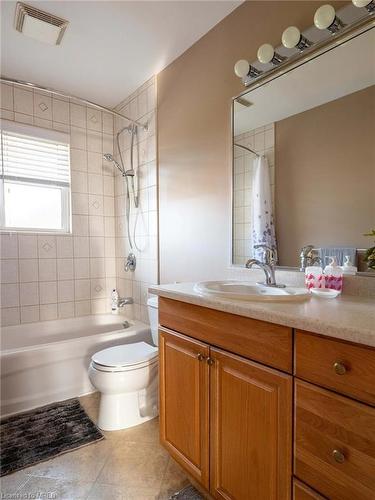 6361 Margaret Street, Niagara Falls, ON - Indoor Photo Showing Bathroom