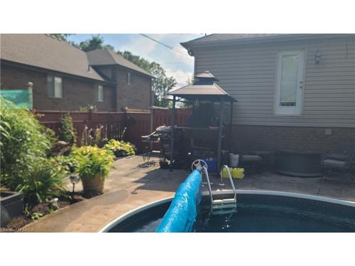 3280 California Avenue, Windsor, ON - Outdoor With In Ground Pool