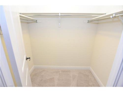 7724 Black Maple Drive, Niagara Falls, ON - Indoor With Storage