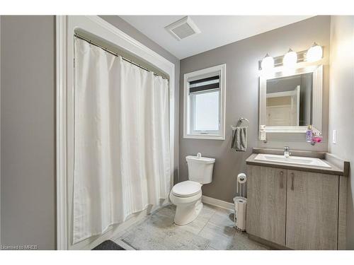 5 Secord Street Street, Thorold, ON - Indoor Photo Showing Bathroom