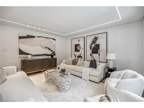 1657 Glenvista Drive, Oakville, ON - Indoor Photo Showing Living Room