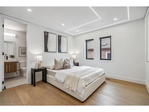 1657 Glenvista Drive, Oakville, ON - Indoor Photo Showing Bedroom