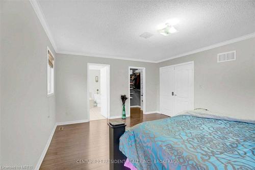 Upper-162 Cadillac Crescent, Brampton, ON - Indoor Photo Showing Bedroom