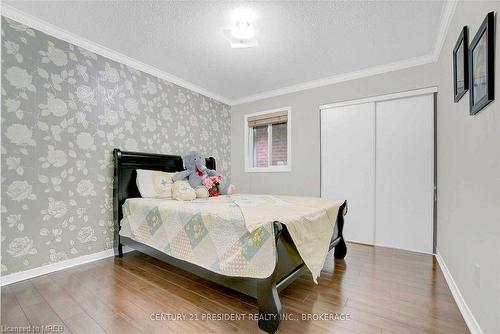 Upper-162 Cadillac Crescent, Brampton, ON - Indoor Photo Showing Bedroom