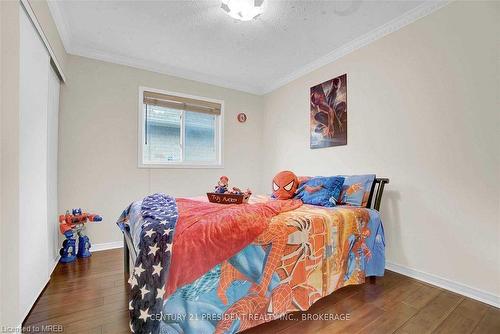 Upper-162 Cadillac Crescent, Brampton, ON - Indoor Photo Showing Bedroom