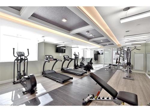 268-1575 Lakeshore Road W, Mississauga, ON - Indoor Photo Showing Gym Room