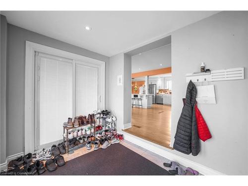 2 Dana Court, Brampton, ON - Indoor Photo Showing Other Room