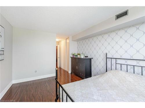 401-1 Hickory Tree Road, Toronto, ON - Indoor Photo Showing Bedroom