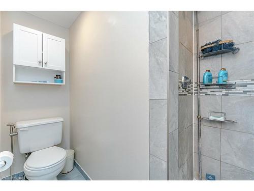 401-1 Hickory Tree Road, Toronto, ON - Indoor Photo Showing Bathroom