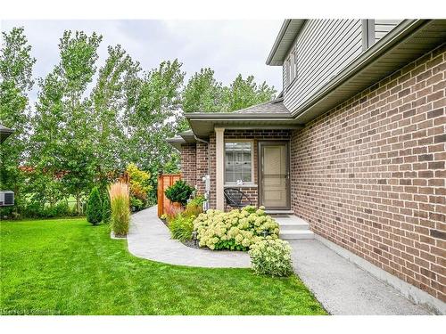 7212 Stacey Drive, Niagara Falls, ON - Outdoor