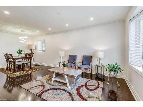 31 Chatterton Boulevard, Toronto, ON - Indoor Photo Showing Living Room