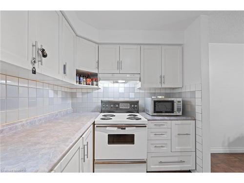 76-77 Collins Crescent, Brampton, ON - Indoor Photo Showing Kitchen