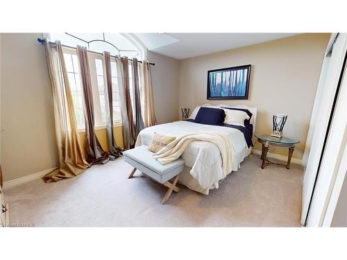 606 Oldman Road, Oshawa, ON - Indoor Photo Showing Bedroom