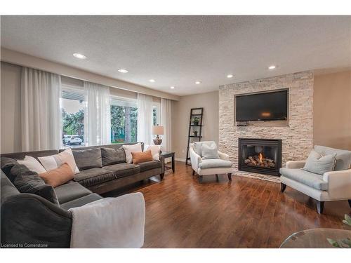 70 English Street, Brampton, ON - Indoor Photo Showing Living Room With Fireplace