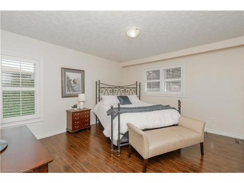 70 English Street, Brampton, ON - Indoor Photo Showing Bedroom