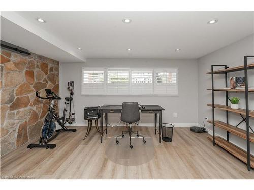 70 English Street, Brampton, ON - Indoor Photo Showing Gym Room