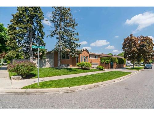 70 English Street, Brampton, ON - Outdoor With Facade