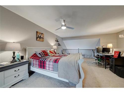 9-1 Chamberlain Avenue, Ingersoll, ON - Indoor Photo Showing Bedroom