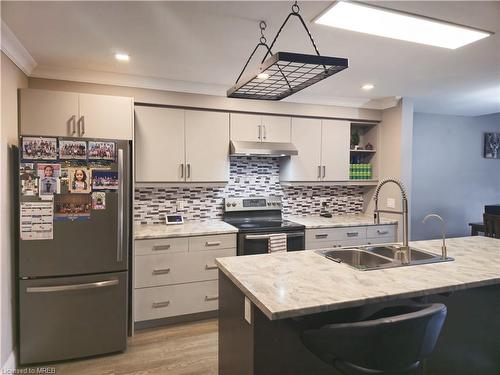 9-1 Chamberlain Avenue, Ingersoll, ON - Indoor Photo Showing Kitchen With Stainless Steel Kitchen With Double Sink With Upgraded Kitchen