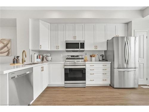 59 Edenrock Drive, Hamilton, ON - Indoor Photo Showing Kitchen