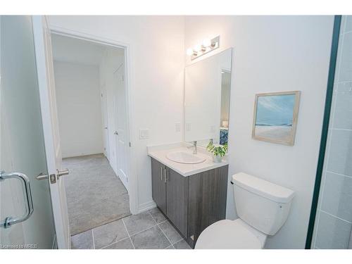 46-150 Glendale Avenue, St. Catharines, ON - Indoor Photo Showing Bathroom