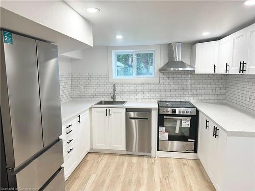 Bsmt-67 East 44Th Street, Hamilton, ON - Indoor Photo Showing Kitchen With Stainless Steel Kitchen With Upgraded Kitchen